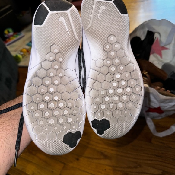 Nike running shoe - Picture 4 of 4